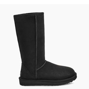 NEW UGG Classic Tall II Boots